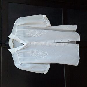 🆕 Vintage white sheer short-sleeved blouse